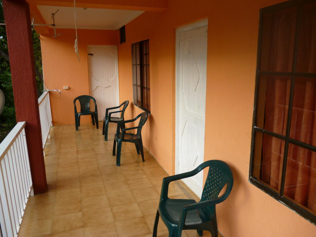 Posada Nativa Miss Casira San Andrés Exterior foto